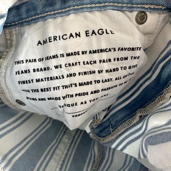 American Eagle Outfitters High Rise Mom Jean Stripes AEO - Picture 6 of 8
